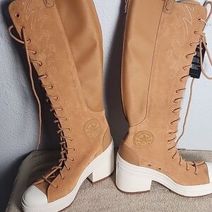 Knee-High Lace-Up Platform Boots in Camel Converse Chuck Taylor